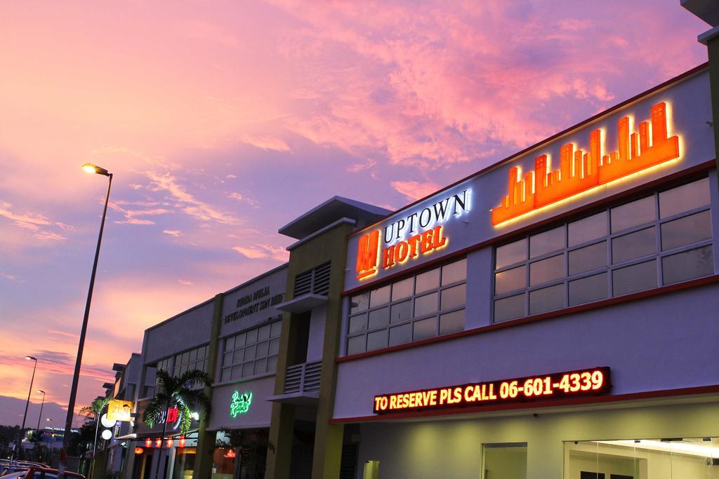 Uptown Hotel Seremban Extérieur photo