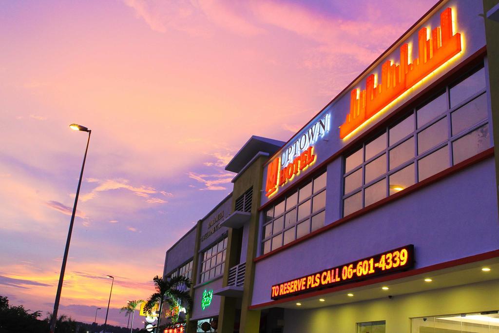 Uptown Hotel Seremban Extérieur photo