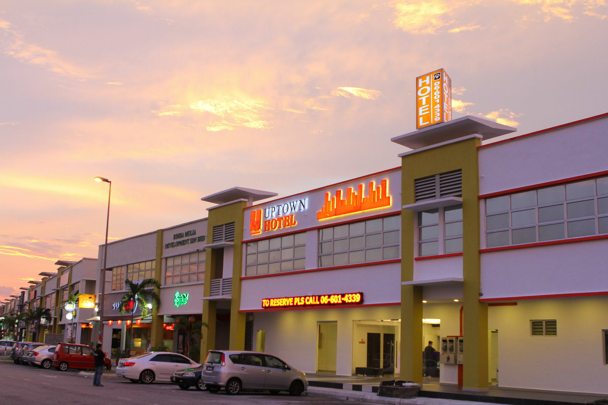 Uptown Hotel Seremban Extérieur photo